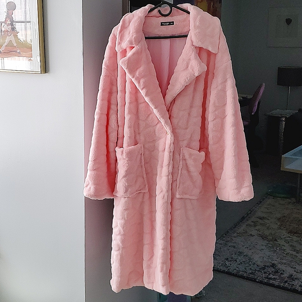 Pink, lined, soft coat size 2XL